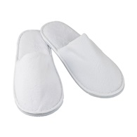 papuče biele zatvorené 28cm model Hotel